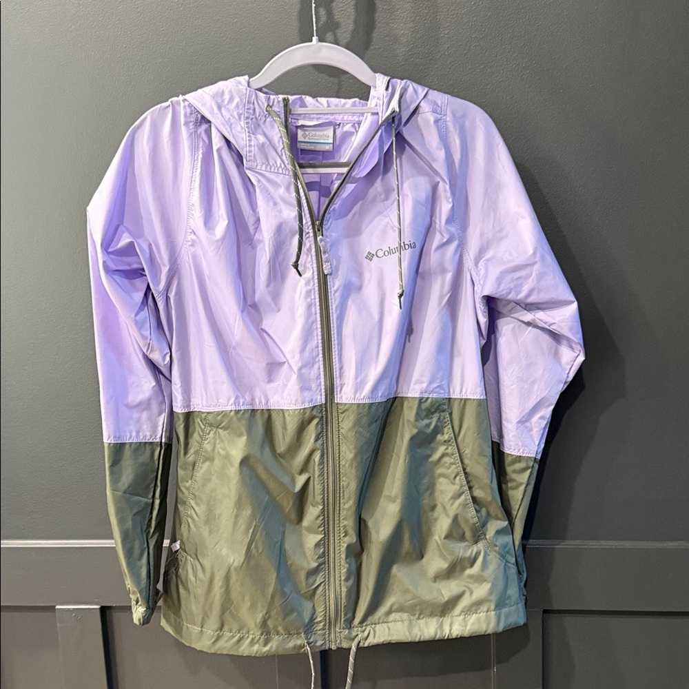 Columbia Two-Tone Windbreaker Rain Jacket